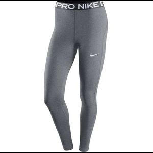 Nike Pro leggings